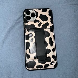 Cream and black walli case iPhone 11 Pro Max